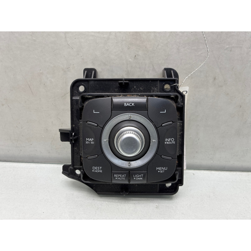 Commande GPS RENAULT MEGANE 3 Photo n°1
