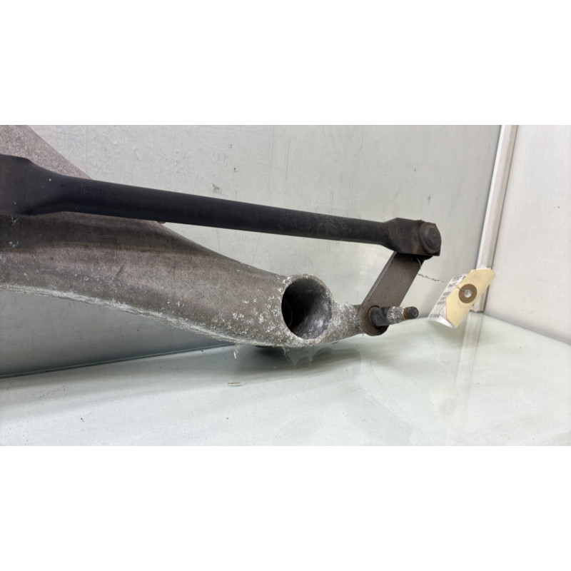 Moteur essuie glace avant MERCEDES CLASSE B 245 Photo n°2