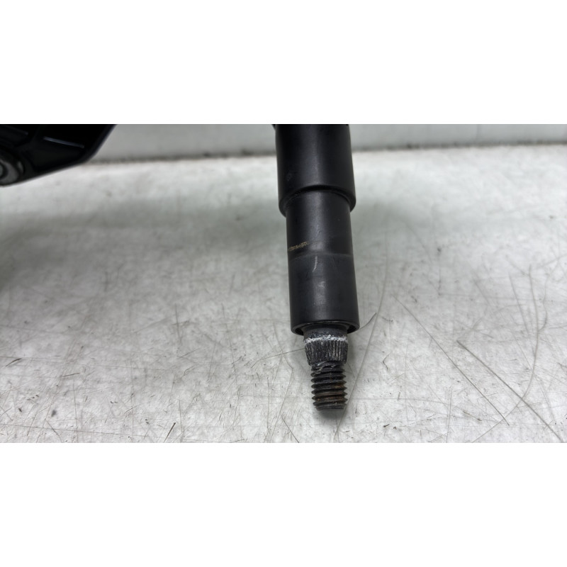 Moteur essuie glace arriere RENAULT MEGANE 4 Photo n°2
