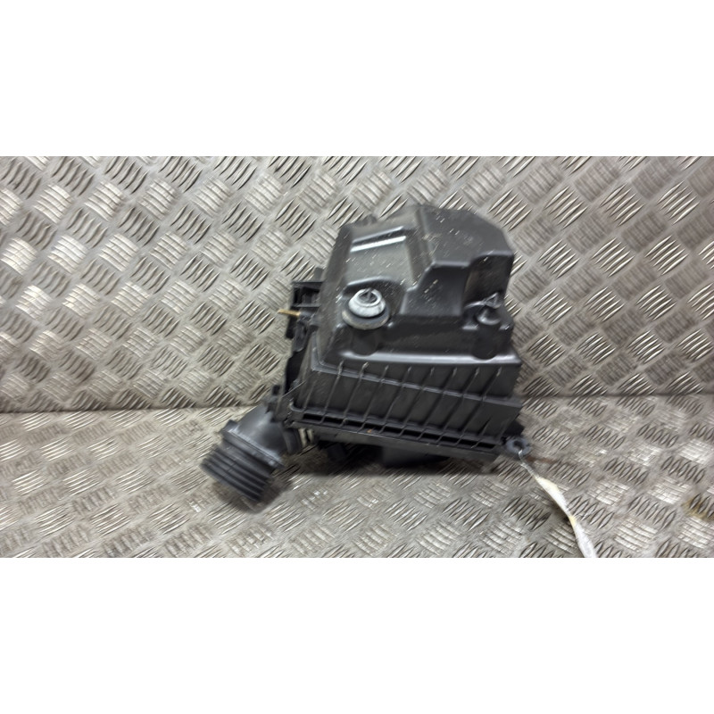 Boitier filtre a air FORD FIESTA 7 Photo n°3