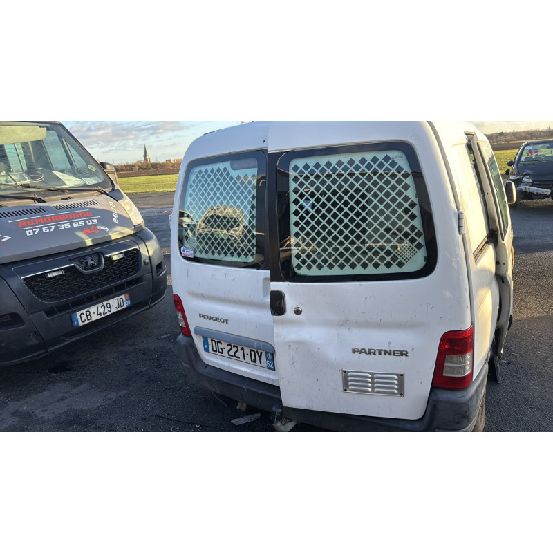 Boitier servitude moteur (BSM) PEUGEOT PARTNER 1 Photo n°9