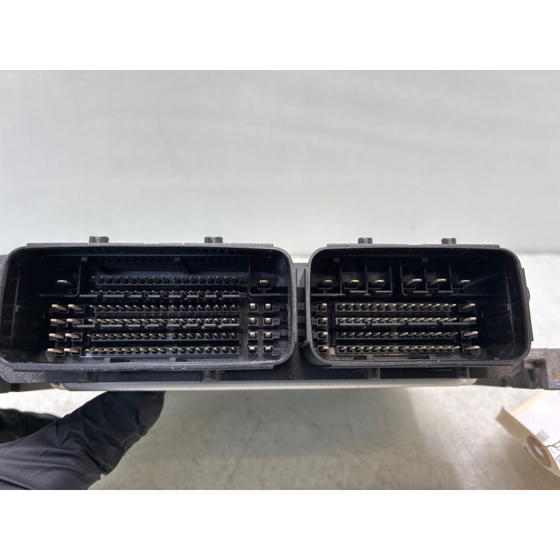 Calculateur moteur CITROEN C4 2 Photo n°4