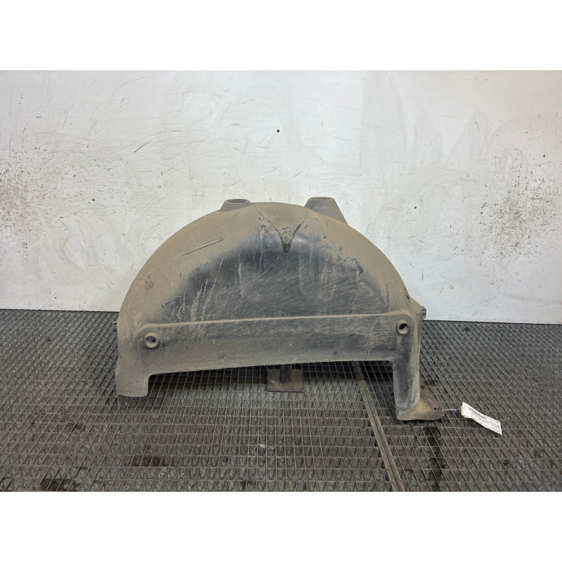 Pare boue arriere droit RENAULT TRAFIC 2 Photo n°1