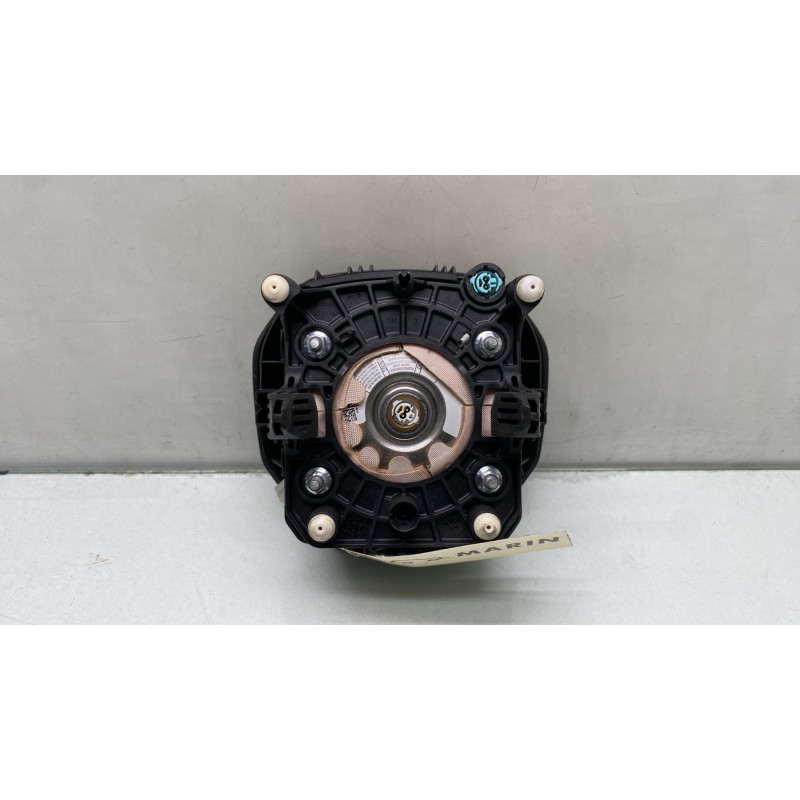 Air bag conducteur PEUGEOT 5008 2 Photo n°2