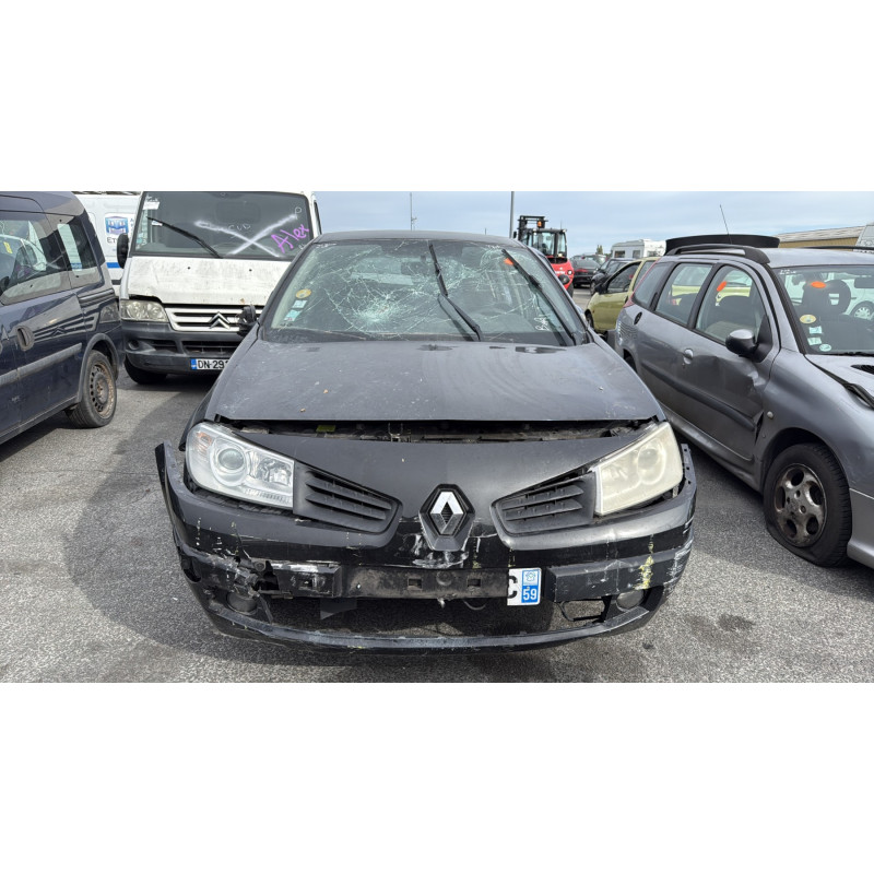 Vitre arriere gauche RENAULT MEGANE 2 Photo n°12