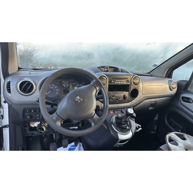Boitier servitude moteur (BSM) PEUGEOT PARTNER 2 Photo n°17