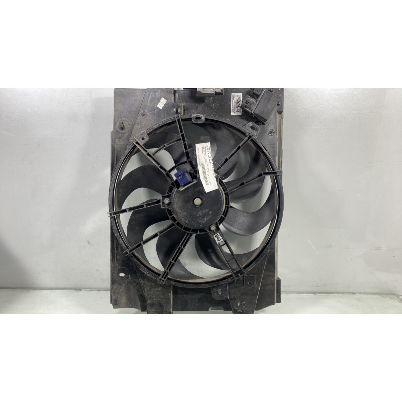 Moto ventilateur radiateur RENAULT CLIO 4 Photo n°1
