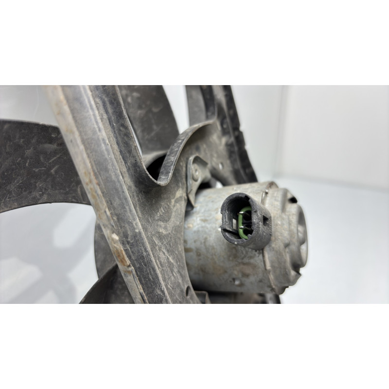 Moto ventilateur radiateur RENAULT CLIO 2 Photo n°4