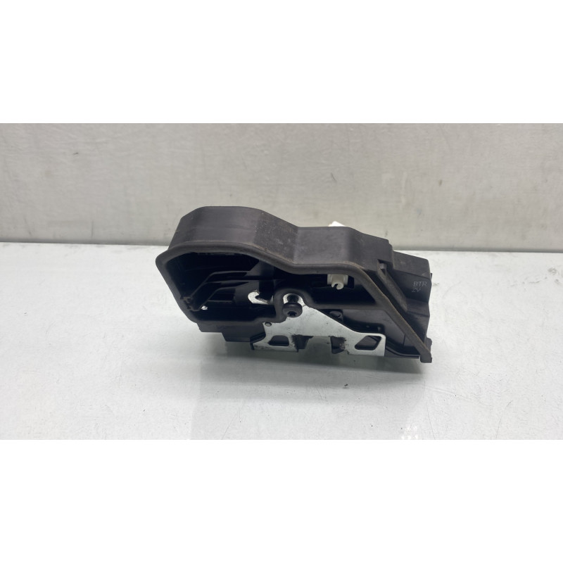 Serrure avant droit BMW SERIE 1 E87 Photo n°4