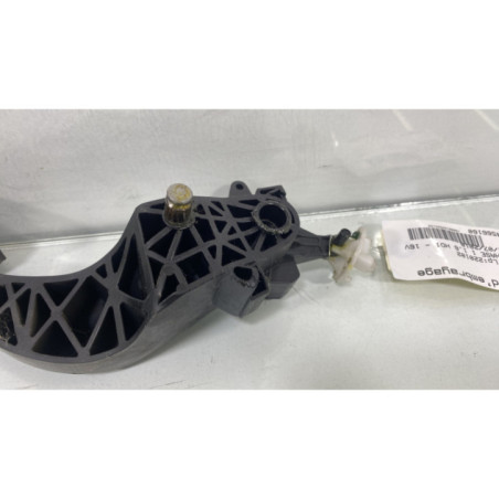 Pedale d'embrayage PEUGEOT 5008 1