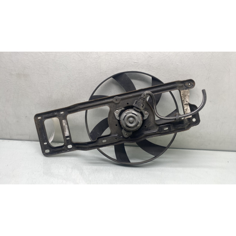 Moto ventilateur radiateur RENAULT CLIO 2 Photo n°2