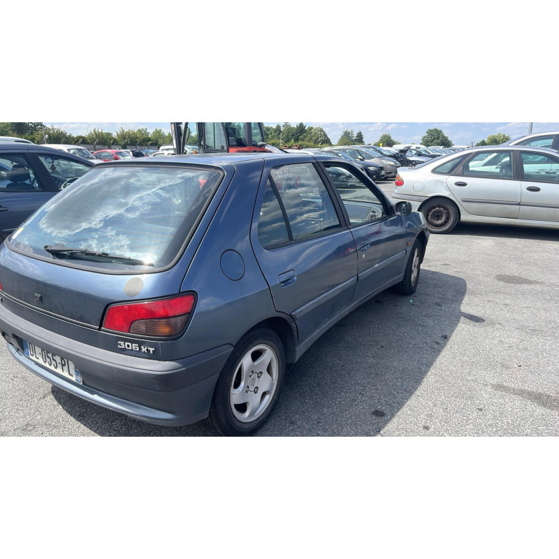 Serrure avant gauche PEUGEOT 306 Photo n°9