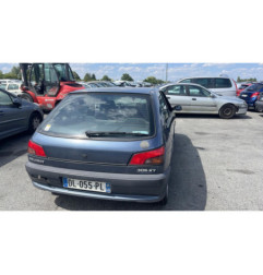 Serrure avant gauche PEUGEOT 306