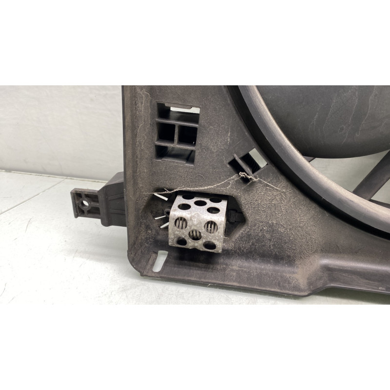 Moto ventilateur radiateur RENAULT SCENIC 2 Photo n°2