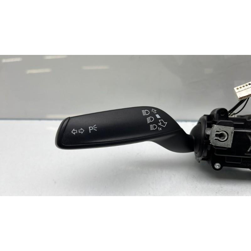 Support commodo (commutateur) AUDI A1 1 Photo n°6