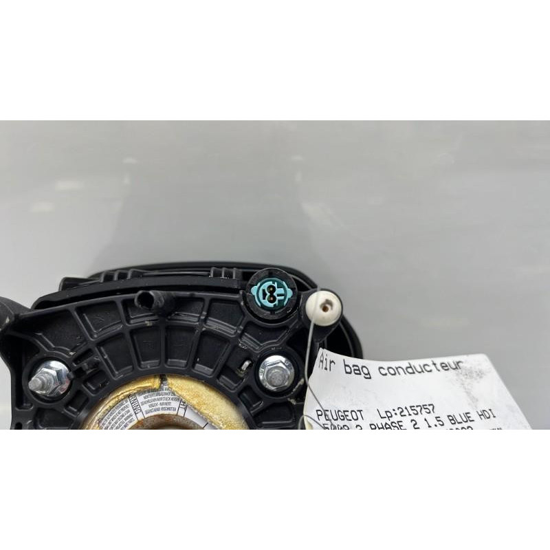 Air bag conducteur PEUGEOT 5008 2 Photo n°3