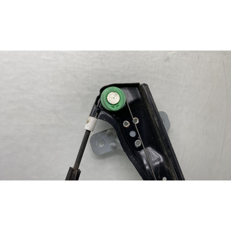 Leve vitre electrique avant droit VOLKSWAGEN GOLF 5 Photo n°3