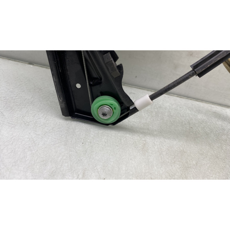 Leve vitre electrique avant droit VOLKSWAGEN GOLF 5 Photo n°5