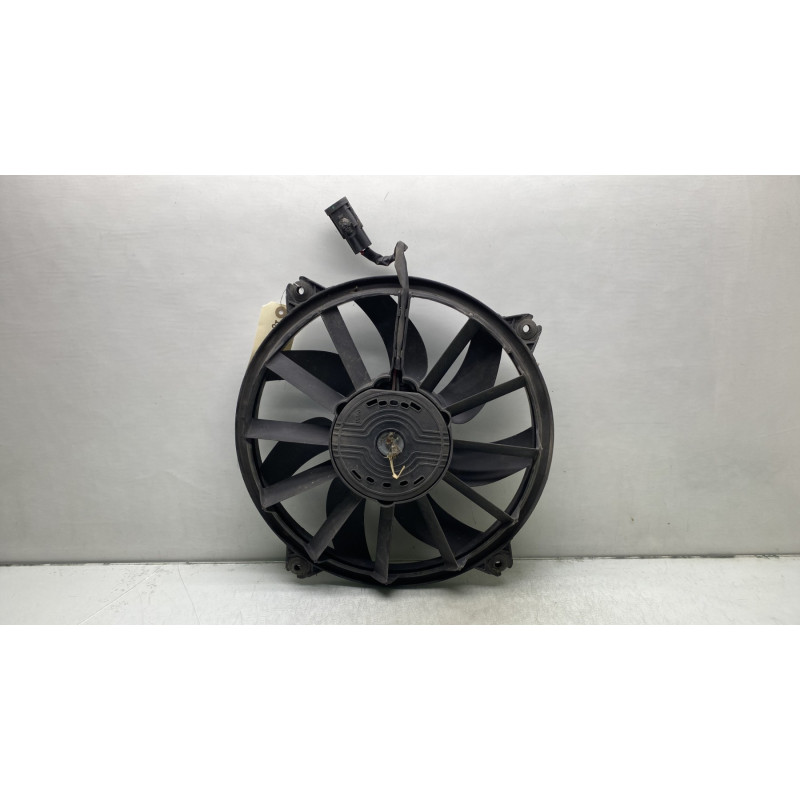 Moto ventilateur radiateur PEUGEOT 3008 1 Photo n°2