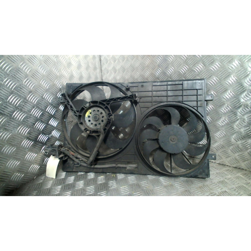 Moto ventilateur radiateur SKODA FABIA 1 Photo n°1