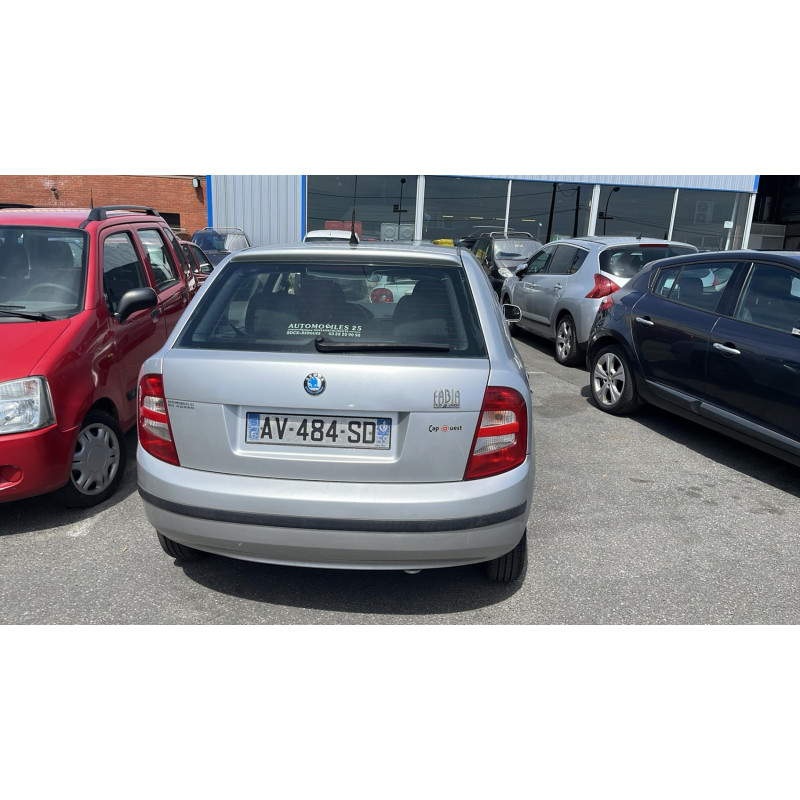 Moto ventilateur radiateur SKODA FABIA 1 Photo n°7