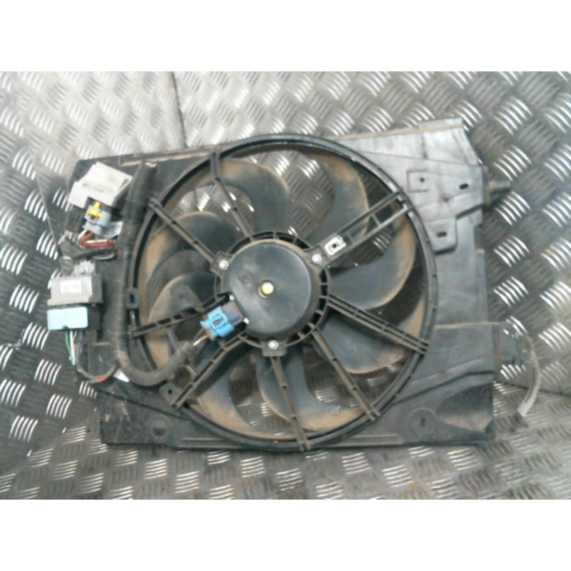Moto ventilateur radiateur RENAULT CLIO 4 Photo n°1