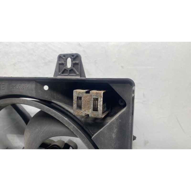 Moto ventilateur radiateur CITROEN C3 1 Photo n°3