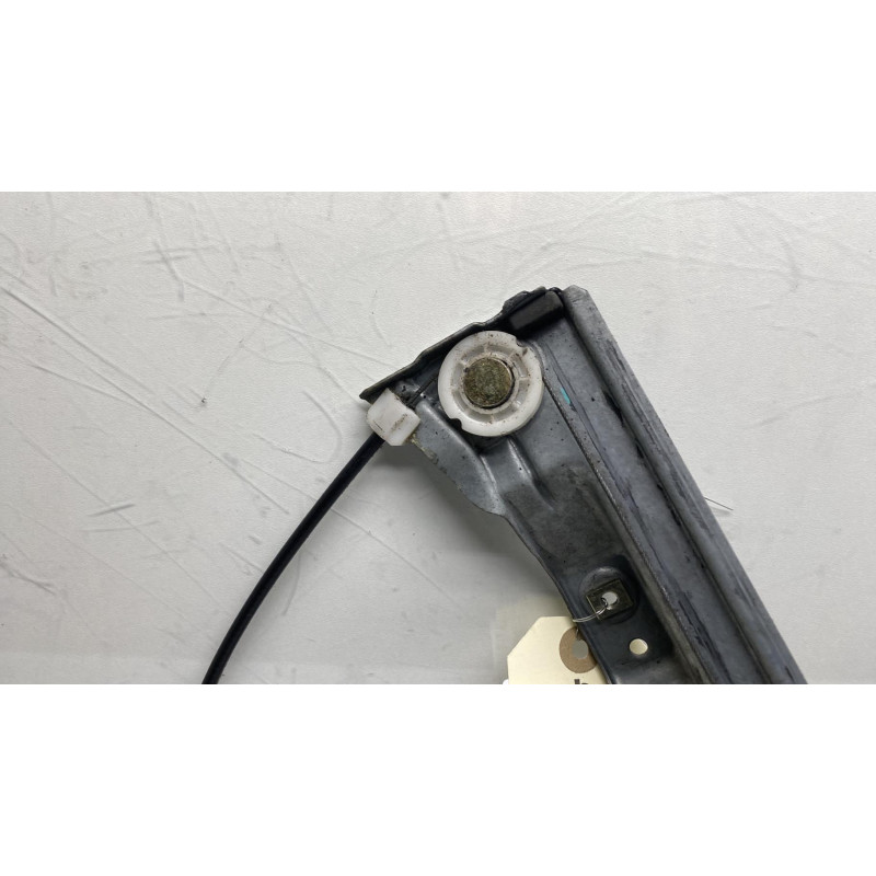 Leve vitre electrique avant gauche RENAULT CLIO 3 Photo n°7