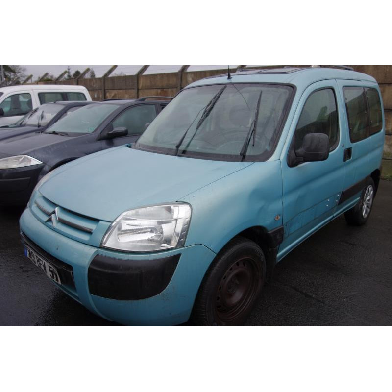 Vitre arriere droit CITROEN BERLINGO 1 Photo n°1
