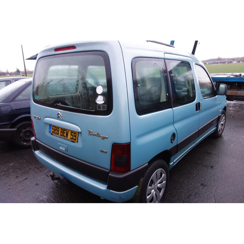 Vitre arriere droit CITROEN BERLINGO 1 Photo n°3