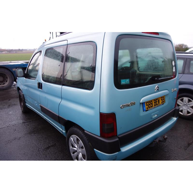 Vitre arriere droit CITROEN BERLINGO 1 Photo n°4