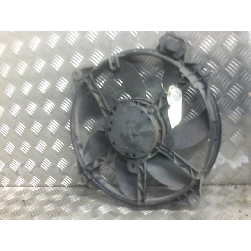 Moto ventilateur radiateur RENAULT GRAND SCENIC 3 Photo n°2