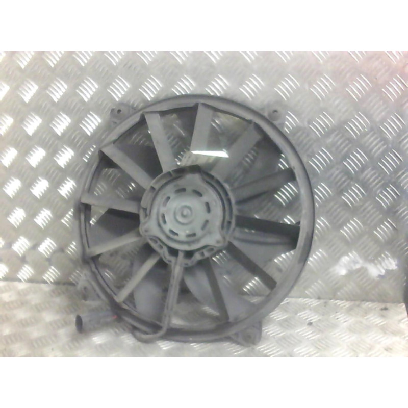 Moto ventilateur radiateur CITROEN C4 1 Photo n°3