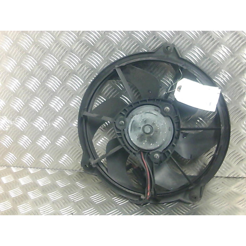 Moto ventilateur radiateur CITROEN C8 Photo n°2
