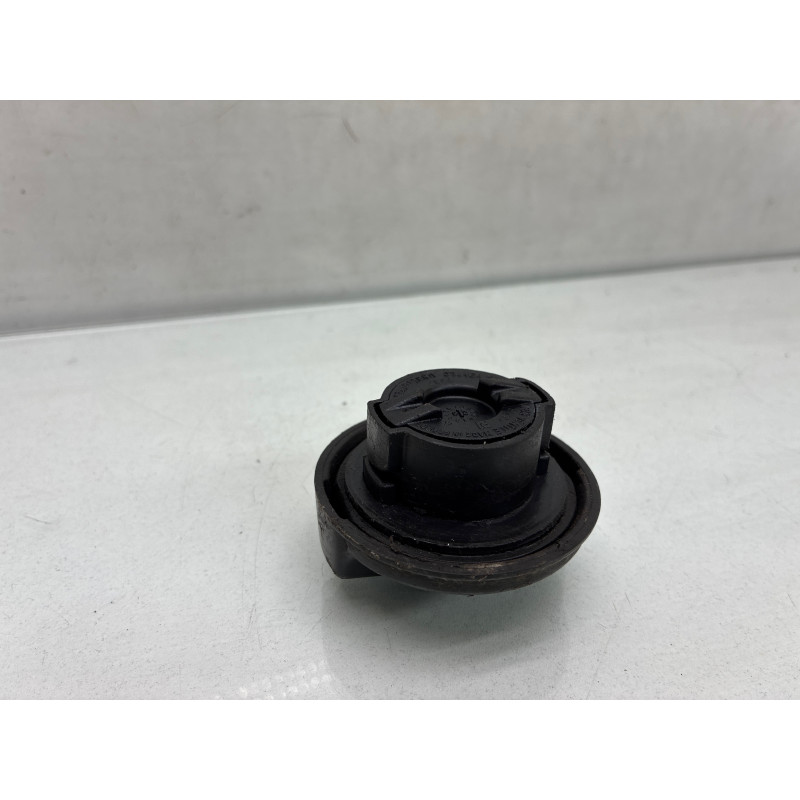 Bouchon de carburant RENAULT R21 Photo n°3