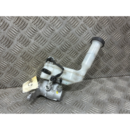 Maitre cylindre (freinage) NISSAN JUKE 1