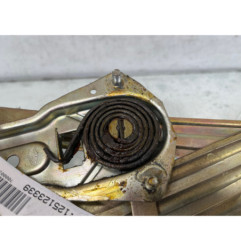 Leve vitre mecanique avant droit PEUGEOT 205