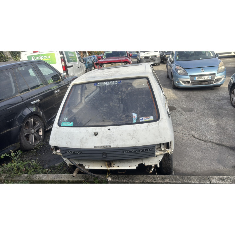 Leve vitre mecanique avant droit PEUGEOT 205 Photo n°10