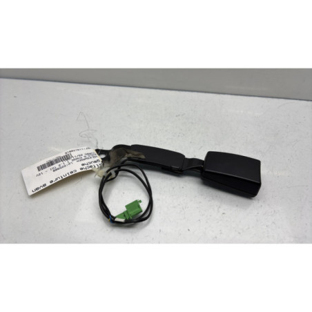 Attache ceinture avant gauche VOLKSWAGEN POLO 5 Photo n°1