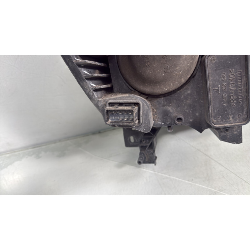 Optique avant principal gauche (feux)(phare) OPEL ZAFIRA B Photo n°3