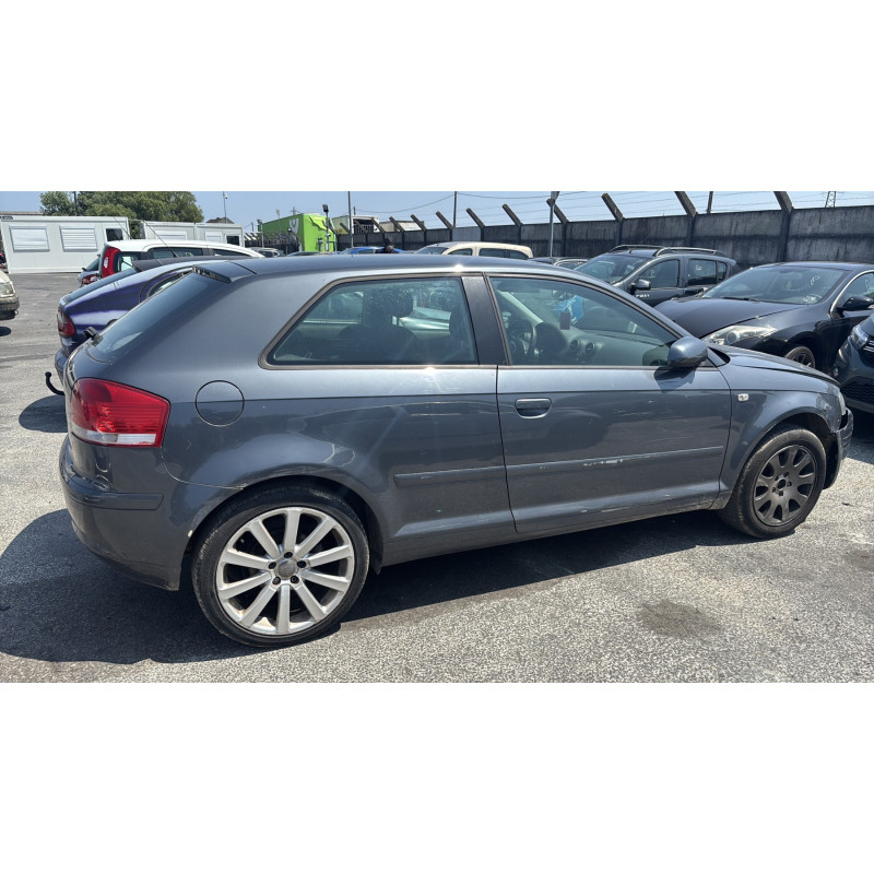 Boite a gants AUDI A3 2 Photo n°12