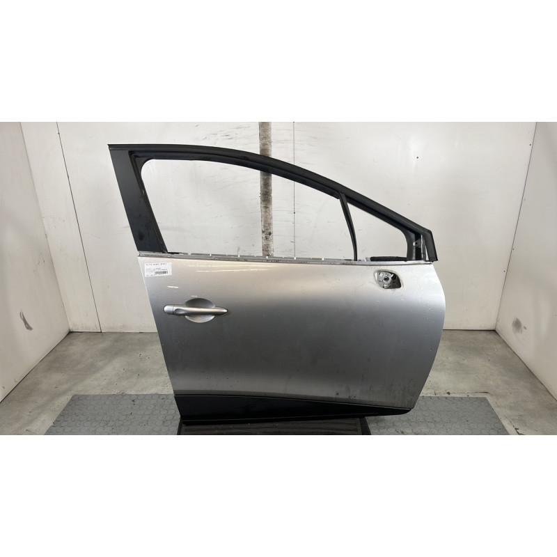 Porte avant droit RENAULT CLIO 4 Photo n°1