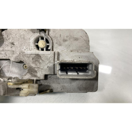 Serrure avant droit PEUGEOT PARTNER 1