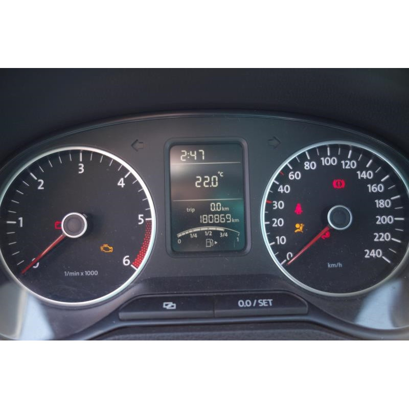 Attache ceinture arriere gauche VOLKSWAGEN POLO 5 Photo n°4