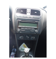 Attache ceinture arriere gauche VOLKSWAGEN POLO 5