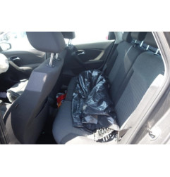 Attache ceinture arriere gauche VOLKSWAGEN POLO 5
