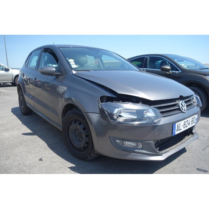 Attache ceinture arriere gauche VOLKSWAGEN POLO 5 Photo n°7