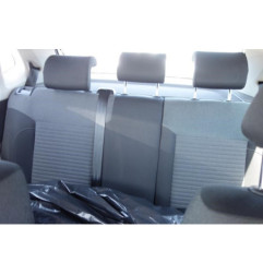 Attache ceinture arriere gauche VOLKSWAGEN POLO 5