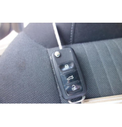 Attache ceinture arriere gauche VOLKSWAGEN POLO 5