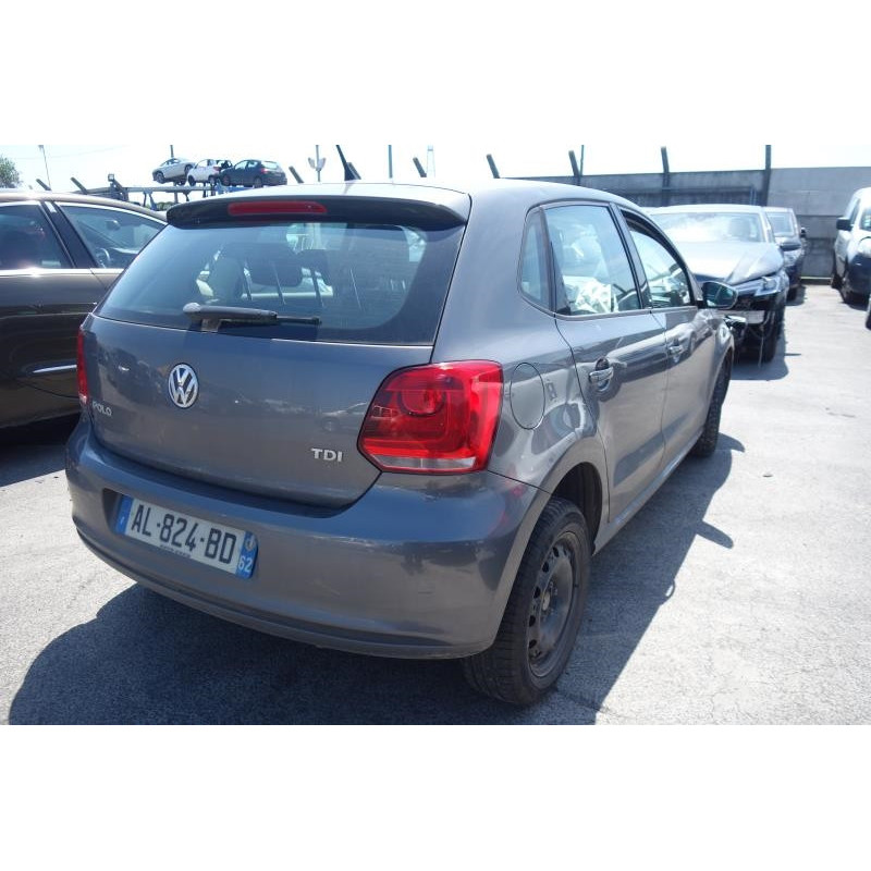 Attache ceinture arriere gauche VOLKSWAGEN POLO 5 Photo n°12